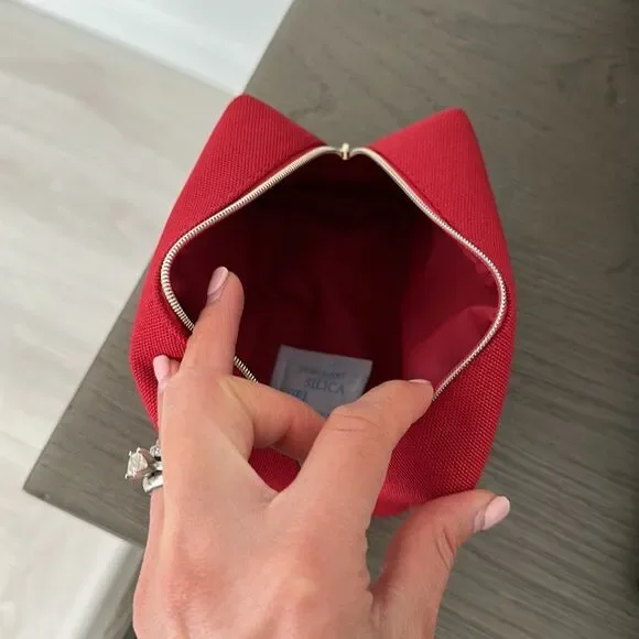 Red Dior cosmetics bag - Picture 6 of 6